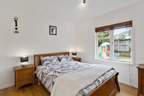 Photo of property in 32 Stanaway Street, Hillcrest, Auckland, 0627