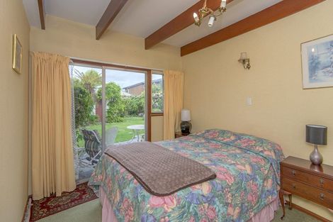 Photo of property in 6 Redwood Place, St Albans, Christchurch, 8052