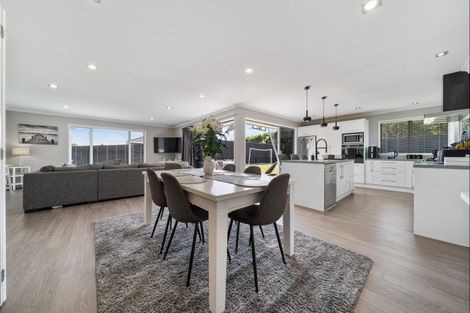 Photo of property in 3 Margaret Alice Close, Whalers Gate, New Plymouth, 4310