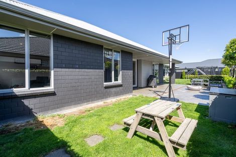 Photo of property in 25 Northside Drive, Waikiwi, Invercargill, 9810