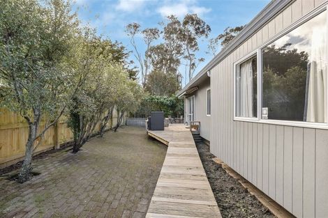 Photo of property in 2/69a Godley Road, Green Bay, Auckland, 0604
