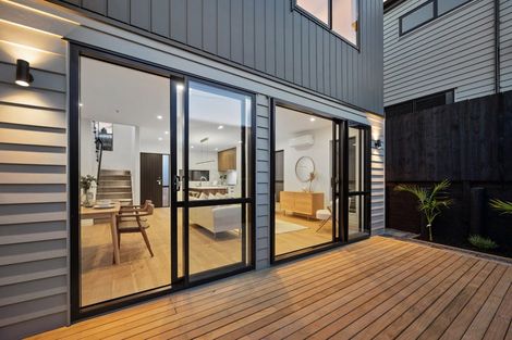 Photo of property in 41b Sunnynook Road, Forrest Hill, Auckland, 0620