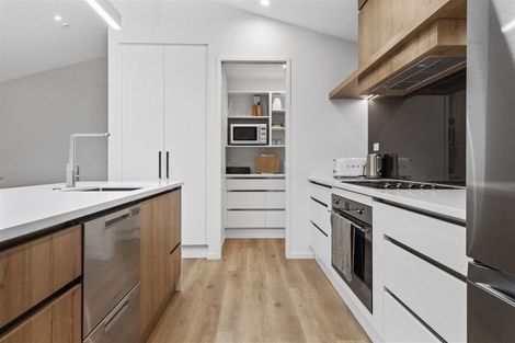 Photo of property in 336a Oceanbeach Road, Mount Maunganui, 3116