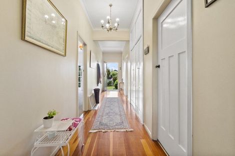 Photo of property in 3 Saint Olpherts Avenue, Hamilton East, Hamilton, 3216