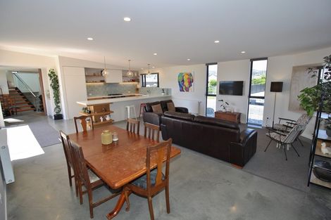 Photo of property in 16 Larch Crescent, Alexandra, 9320