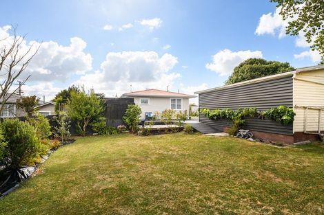 Photo of property in 76 Alexandra Street, Marton, 4710
