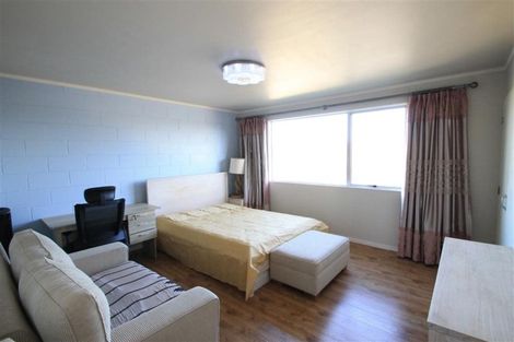 Photo of property in 1/78 West Coast Road, Glen Eden, Auckland, 0602