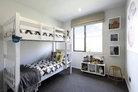 Photo of property in 8 Ruku Street, Long Bay, Auckland, 0630