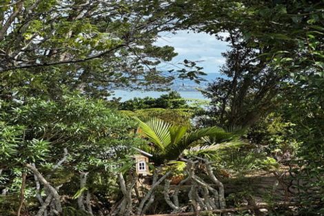 Photo of property in 2/31 Sispara Place, Beach Haven, Auckland, 0626