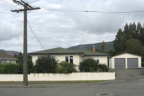 Photo of property in 23 Betten Street, Waimate, 7924