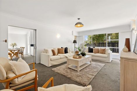 Photo of property in 385 Main North Road, Redwood, Christchurch, 8051