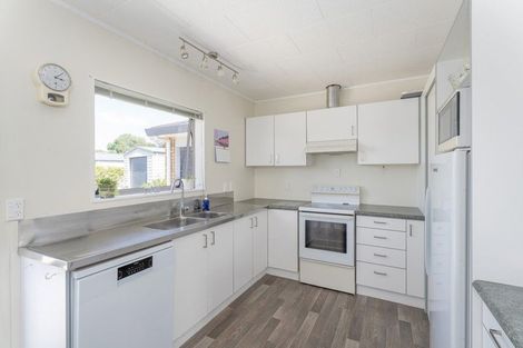 Photo of property in 38 Whitby Avenue, Whitianga, 3510