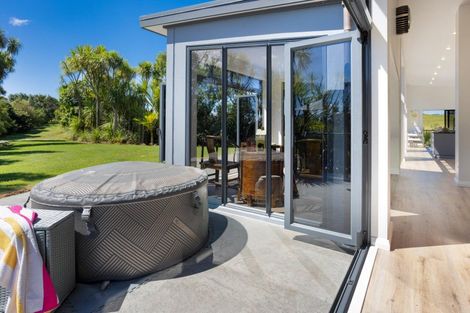 Photo of property in 128 Te Kowhai Point Road, Kerikeri, 0294