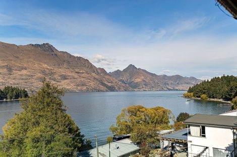 Photo of property in Rahiri Apartments, 4/23 Adelaide Street, Queenstown, 9300