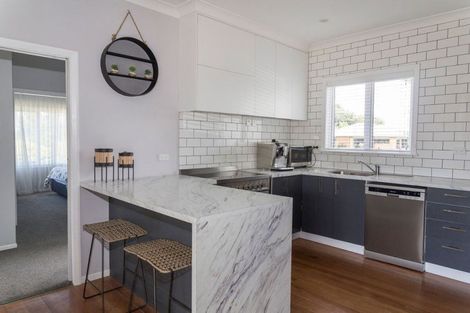 Photo of property in 16 Ruahine Street, Dannevirke, 4930