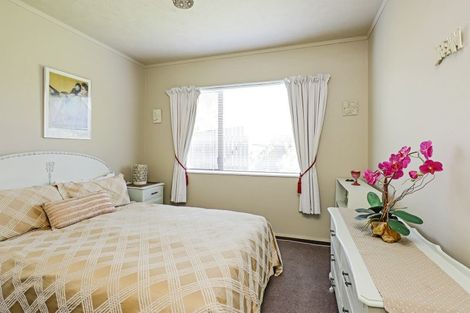 Photo of property in 12 Railey Place, Greenmeadows, Napier, 4112