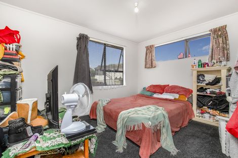 Photo of property in 1/22 Silver Creek Road, Weymouth, Auckland, 2103