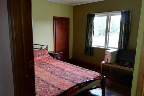 Photo of property in 31 Fruitvale Road, New Lynn, Auckland, 0600