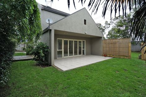 Photo of property in 1080 River Road, Queenwood, Hamilton, 3210