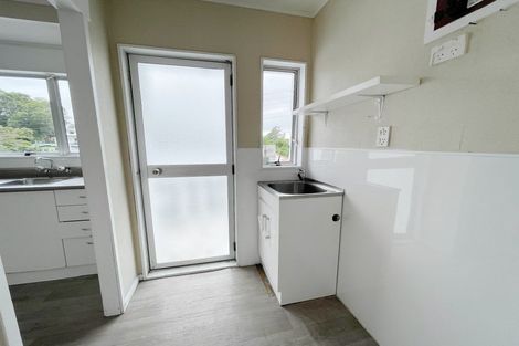 Photo of property in 6 Alidade Place, Massey, Auckland, 0614