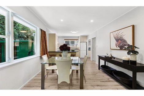 Photo of property in 56 Lincoln Avenue, Tawa, Wellington, 5028