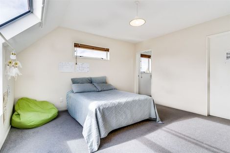 Photo of property in 1/143 Memorial Avenue, Burnside, Christchurch, 8053