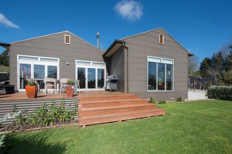 Photo of property in 8 Braeside, Kinmont Park, Mosgiel, 9024