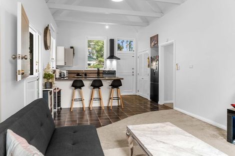 Photo of property in 3/201 Victoria Street, Cambridge, 3434