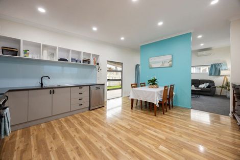 Photo of property in 27a Kenney Crescent, Fairfield, Hamilton, 3214