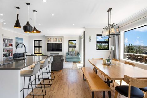 Photo of property in 20 Pacific View, Whitby, Porirua, 5024