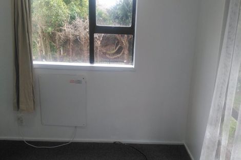 Photo of property in 42 Kamahi Street, Stokes Valley, Lower Hutt, 5019