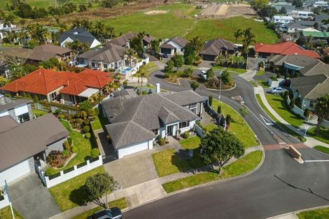 Photo of property in 1 Saratoga Court, Papamoa Beach, Papamoa, 3118