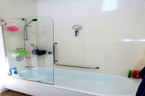 Photo of property in The Triangle, 7/33 Halswater Drive, Churton Park, Wellington, 6037