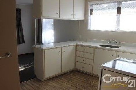 Photo of property in 37 Catkin Crescent, Papatoetoe, Auckland, 2025