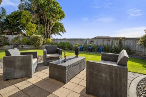 Photo of property in 6 Condor Drive, Pyes Pa, Tauranga, 3112