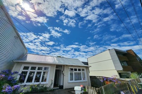 Photo of property in 177 Tasman Street, Mount Cook, Wellington, 6021