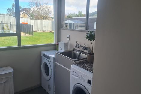 Photo of property in 64 Brandon Street, Featherston, 5710