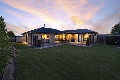 Photo of property in 13 Cressy Place, Darfield, 7510