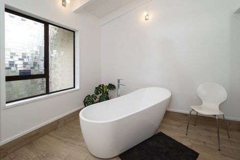 Photo of property in 97 Winter Street, Ashburton, 7700