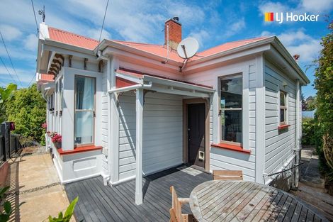 Photo of property in 5 Mosgiel Street, Mornington, Dunedin, 9011