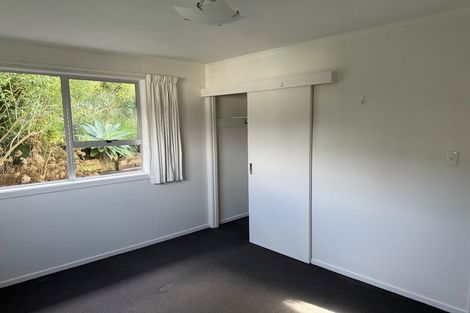 Photo of property in 9 Laurina Road, Sunnynook, Auckland, 0620