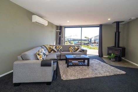 Photo of property in 8 Halston Close, Huntingdon, Ashburton, 7774