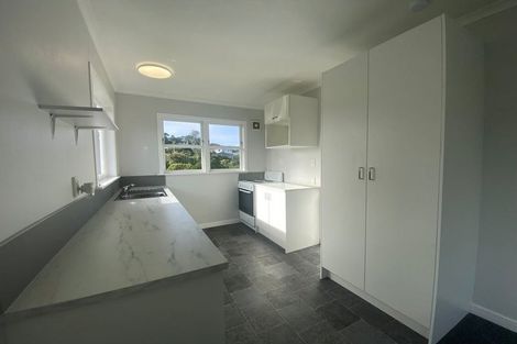 Photo of property in 179 Newlands Road, Newlands, Wellington, 6037