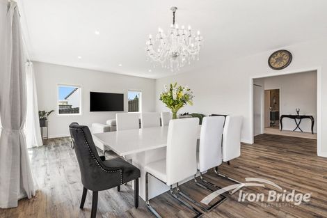 Photo of property in 20 Rauta Way, Helensville, 0800