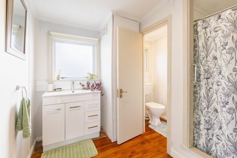 Photo of property in 50 Bibby Street, Waipawa, 4210