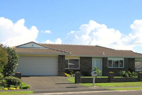 Photo of property in 83 Maygrove Drive, Orewa, 0931