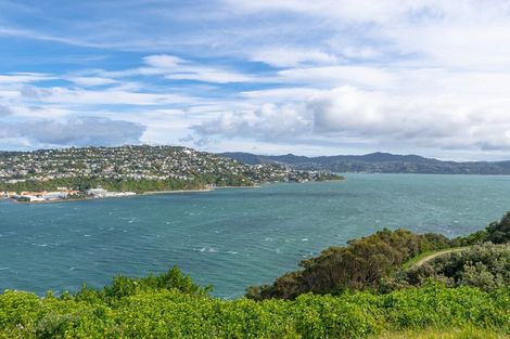 Photo of property in 23 Rangitane Street, Maupuia, Wellington, 6022