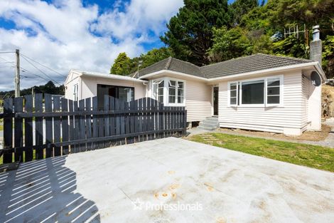 Photo of property in 161 Wellington Road, Wainuiomata, Lower Hutt, 5014