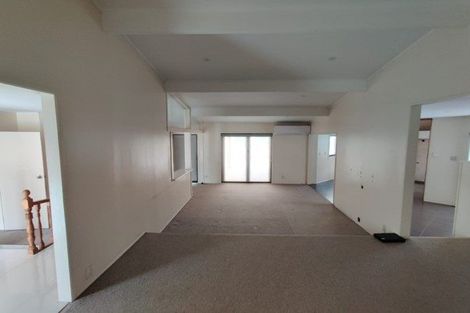Photo of property in 31 Leaver Place, Weymouth, Auckland, 2103
