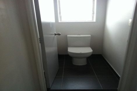 Photo of property in 1/26a Eastern Road, Eastern Beach, Auckland, 2012